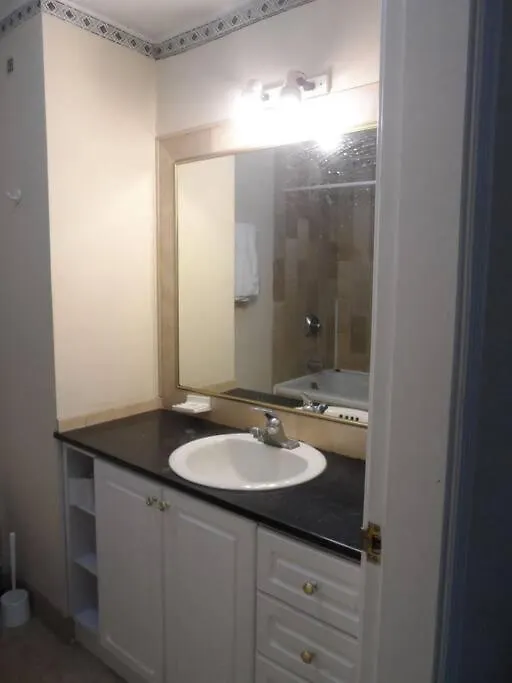 Hermosa Suite La Fontana Quito